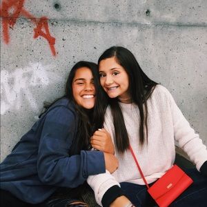 Meet your Posher, Sabrah